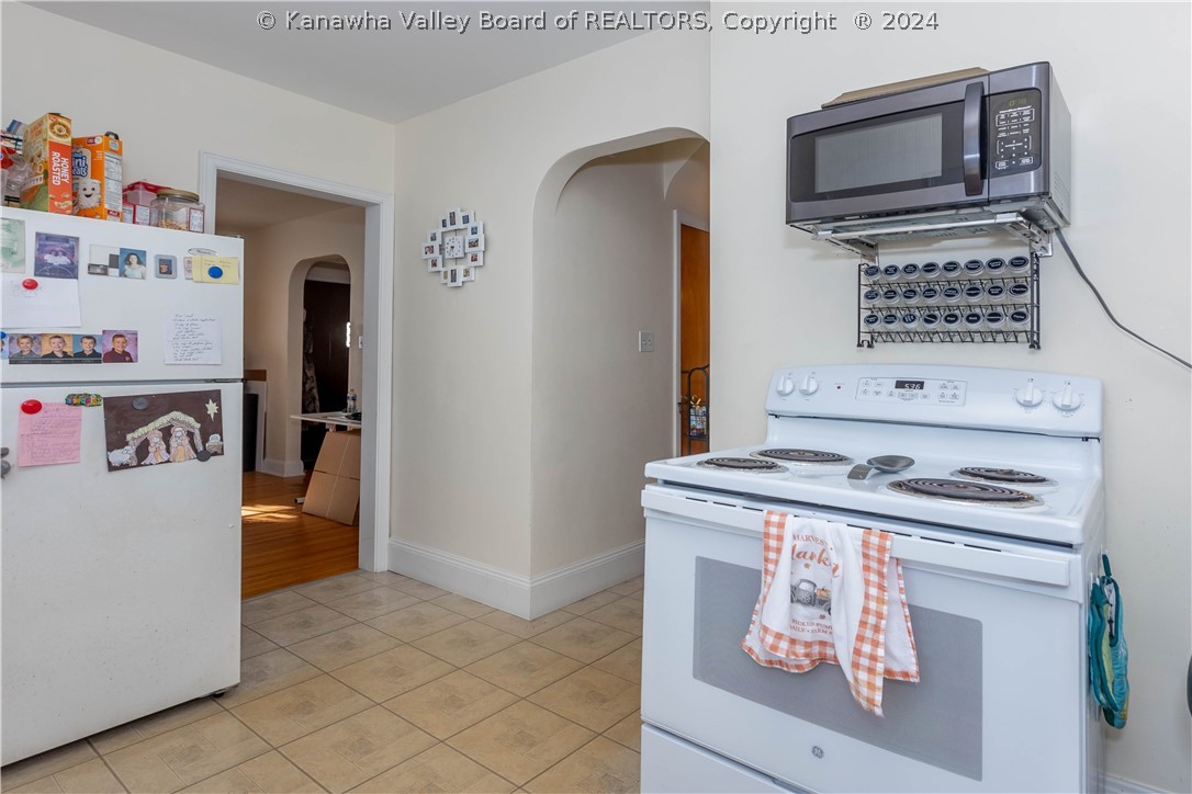 1122 Spruce Road Charleston, WV 25314 - Photo 13 of 23 Gallery Image 13