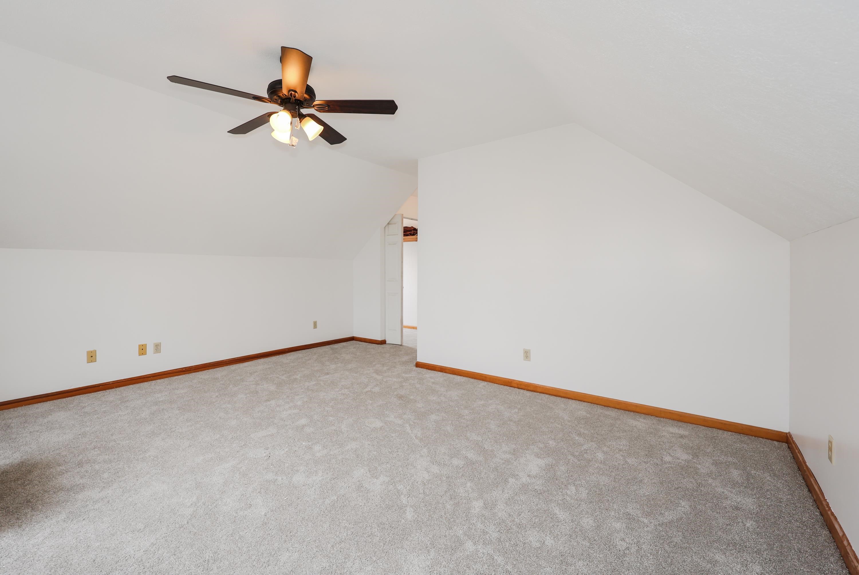 680 Rimmon Street Manchester, NH 03102 - Photo 3 of 37