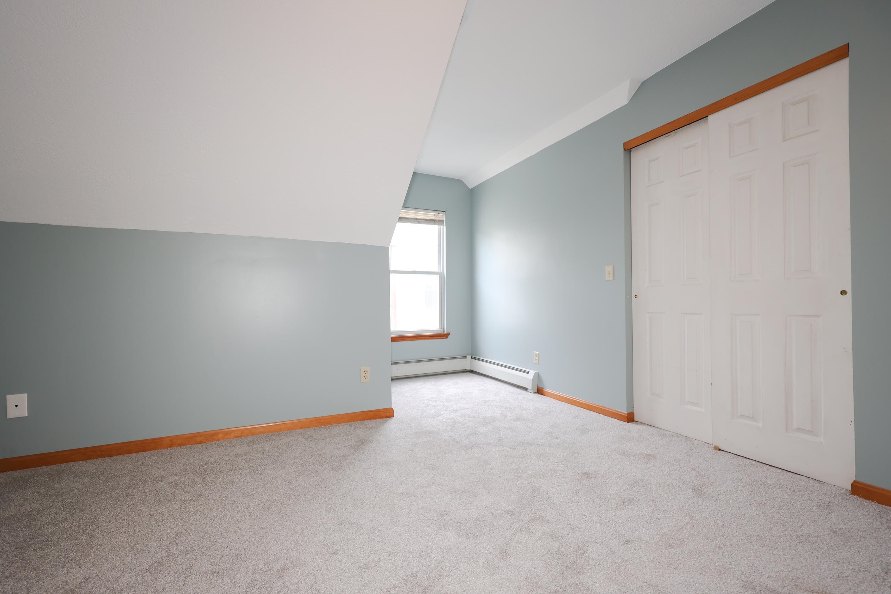 680 Rimmon Street Manchester, NH 03102 - Photo 8 of 37