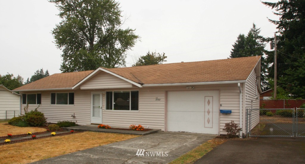 4002 Northeast 23rd Place Renton, WA 98056 - Photo 1 of 15 Gallery Image 1