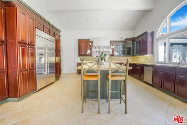 $15,900 | 114 South Layton Drive, Los Angeles, CA 90049