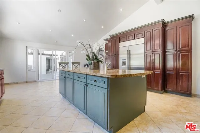 $15,900 | 114 South Layton Drive, Los Angeles, CA 90049