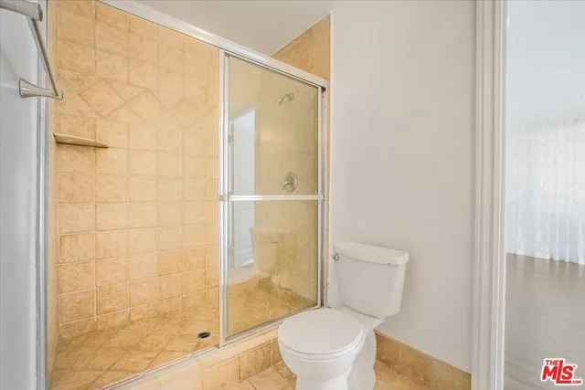 $15,900 | 114 South Layton Drive, Los Angeles, CA 90049