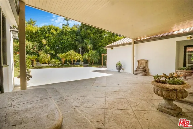 $15,900 | 114 South Layton Drive, Los Angeles, CA 90049