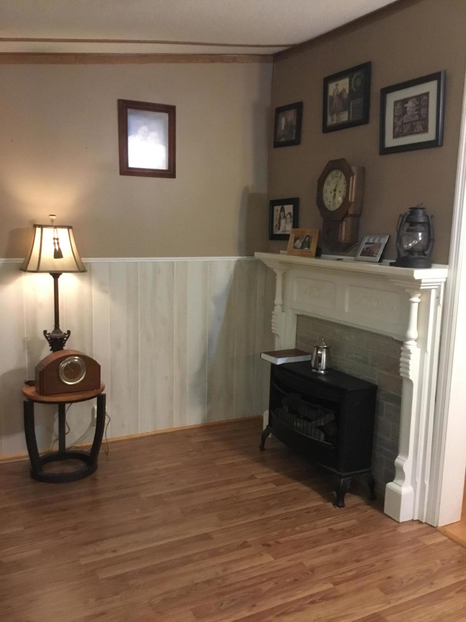 1895 Porch Rock Road Pikeville, TN 37367 - Photo 5 of 24 IMG_3883