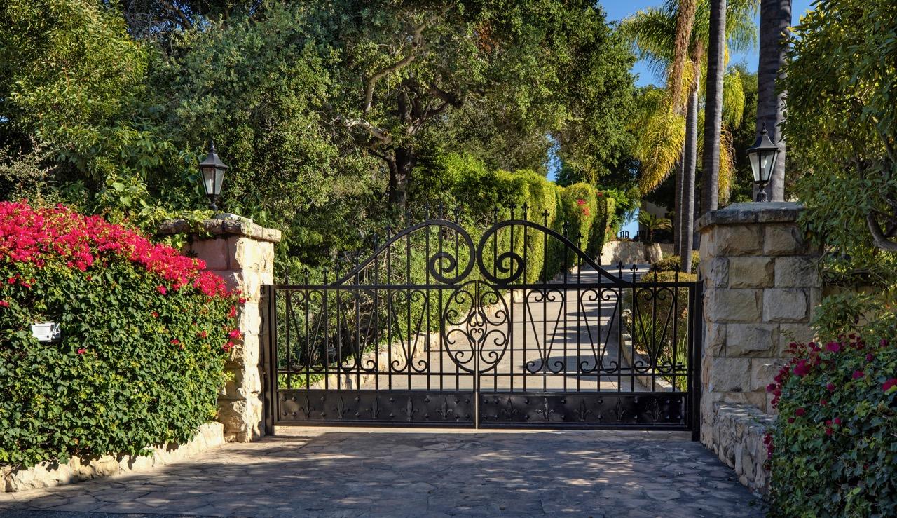 2225 Las Tunas Road Santa Barbara, CA 93103 - Photo 4 of 26 1a_2225LasTunas_10