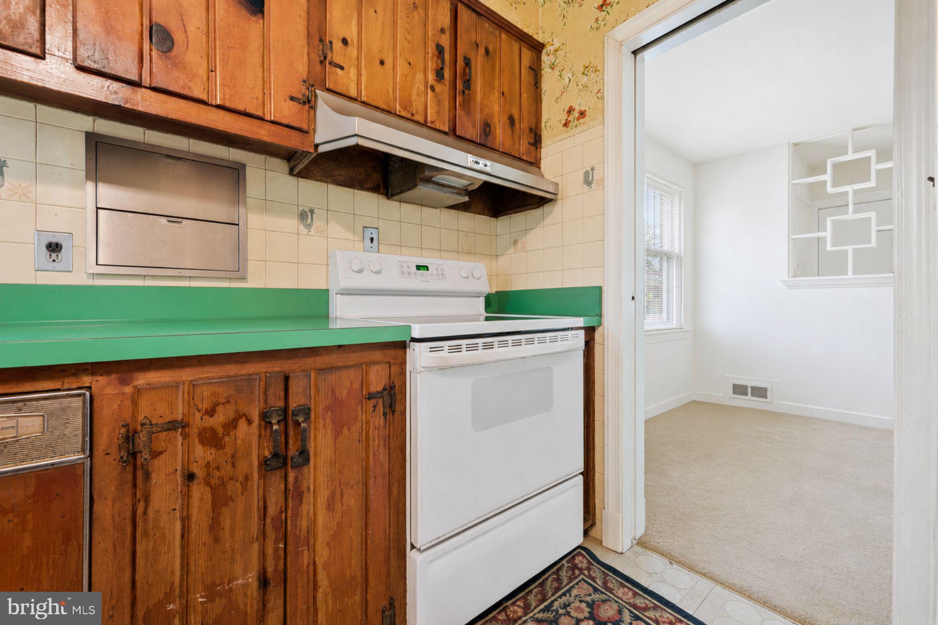 5405 Lanham Station Road Lanham, MD 20706 - Photo 6 of 18