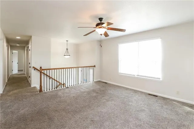 $2,470 | 410 West Heritage Drive, Raymore, MO 64083