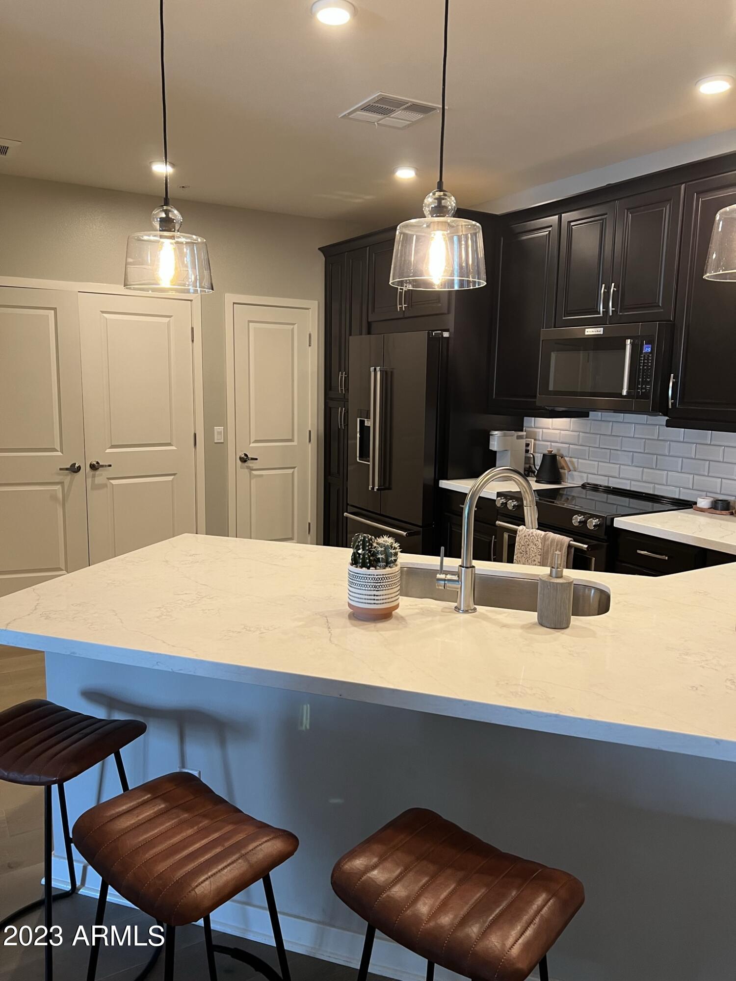 2511 West Queen Creek Road, Unit 250 Chandler, AZ 85248 - Photo 3 of 15 Kitchen