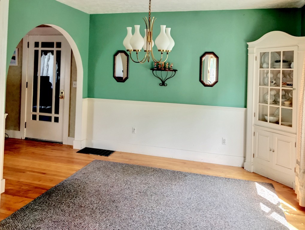 24 Doyle Street Worcester, MA 01606 - Photo 8 of 25 Gallery Image 8