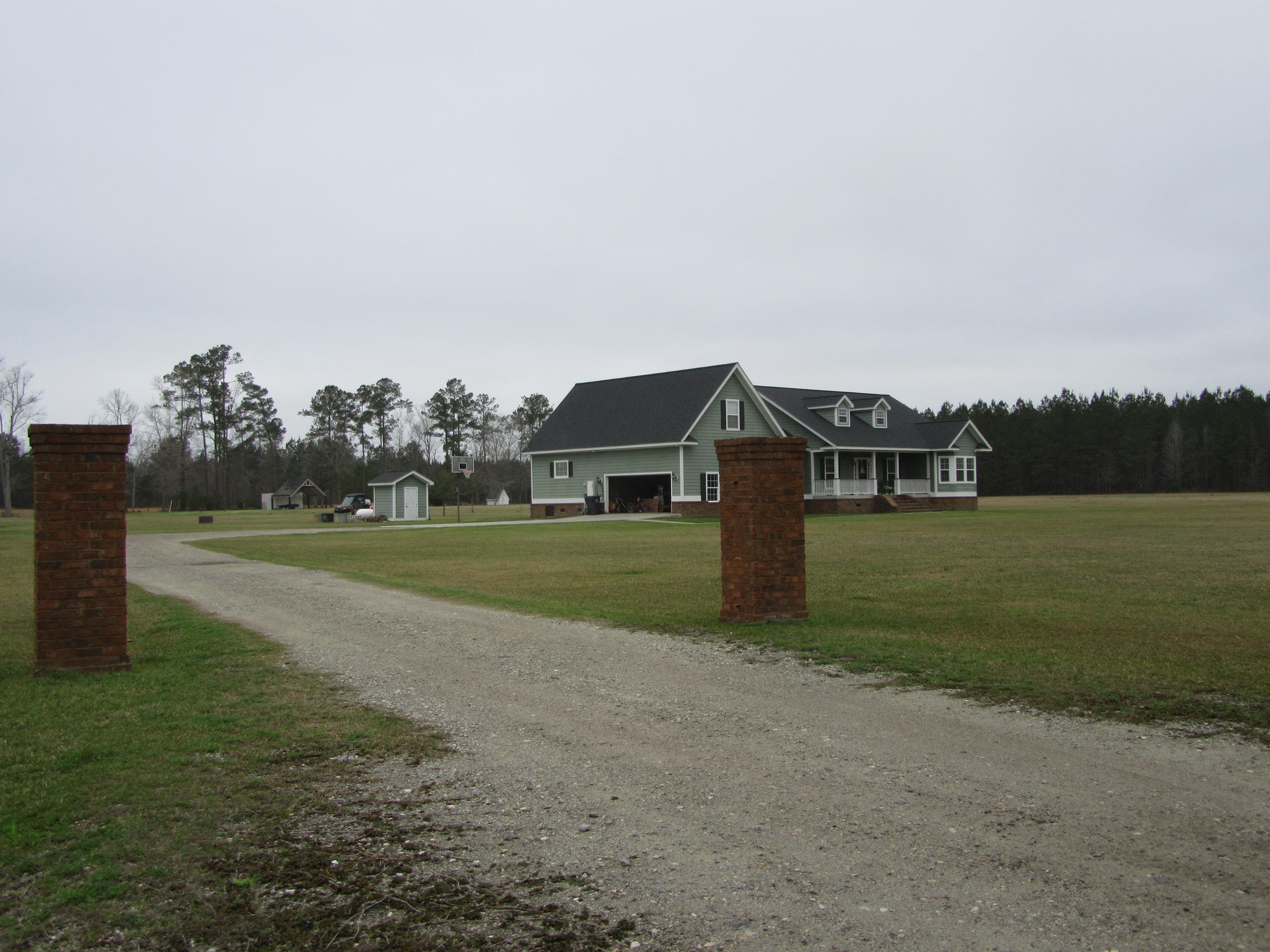 844 County Rd S-18-298 Ridgeville, SC 29472 - Photo 26 of 44 IMG_0558