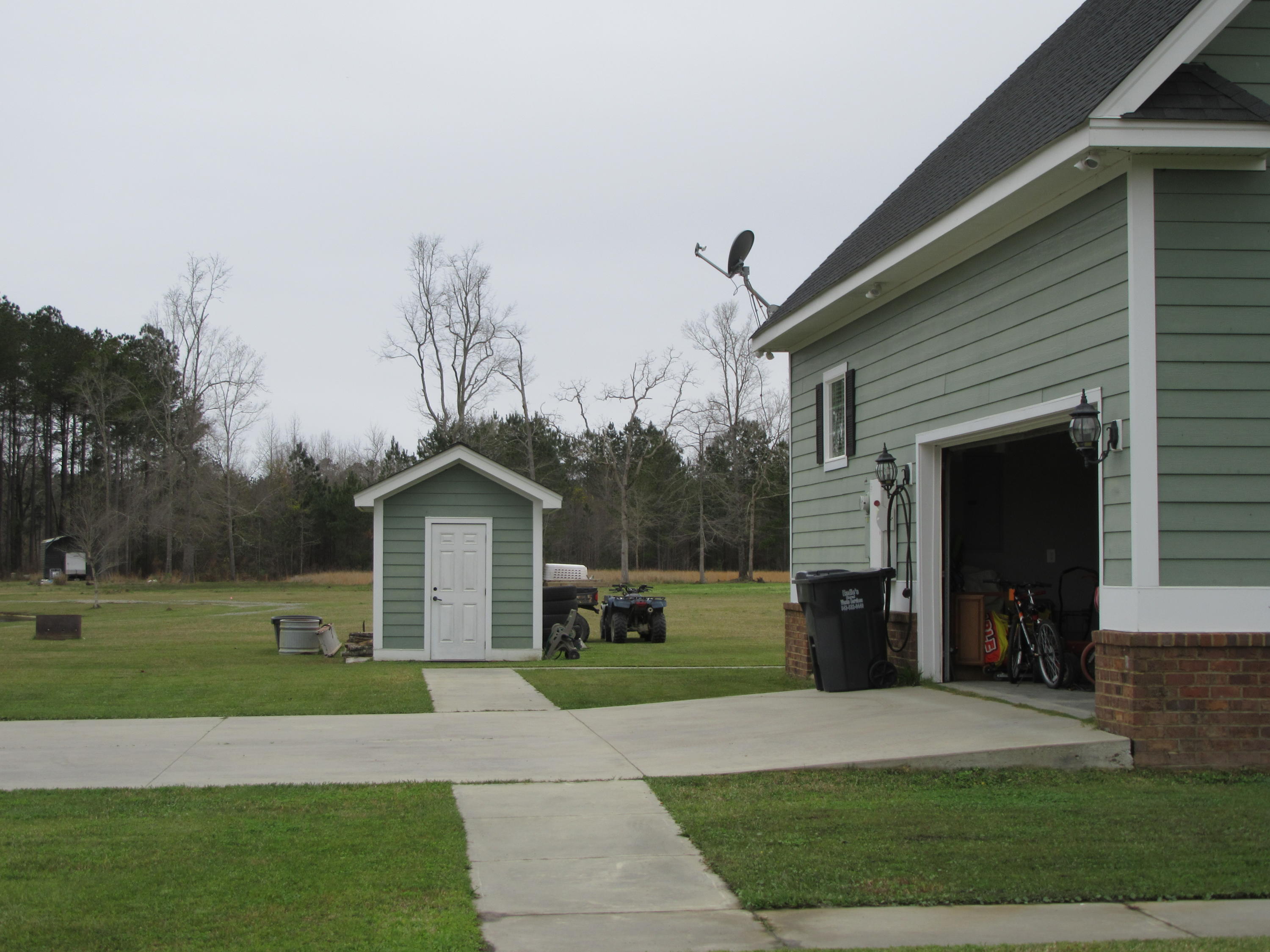 844 County Rd S-18-298 Ridgeville, SC 29472 - Photo 32 of 44 IMG_0550