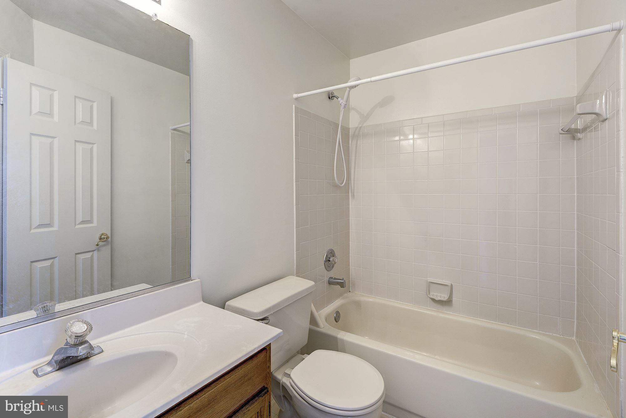 46911 Rabbitrun Terrace Sterling, VA 20164 - Photo 20 of 30