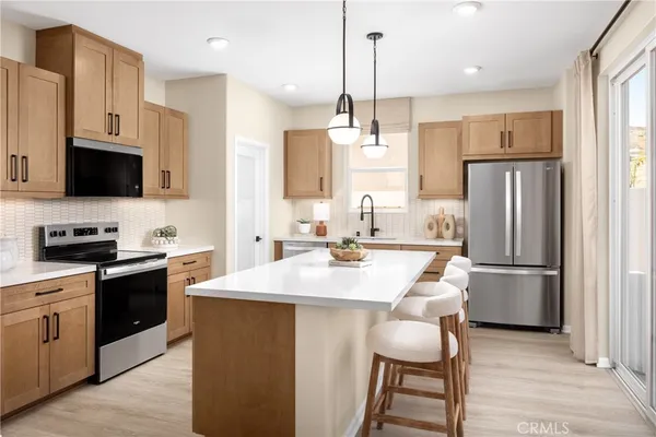 $649,990 | 30656 Paul Lane, Winchester, CA 92596