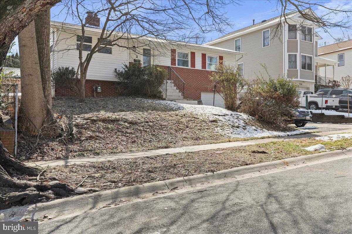 711 Cornwall Street Silver Spring, MD 20901 - Photo 3 of 29