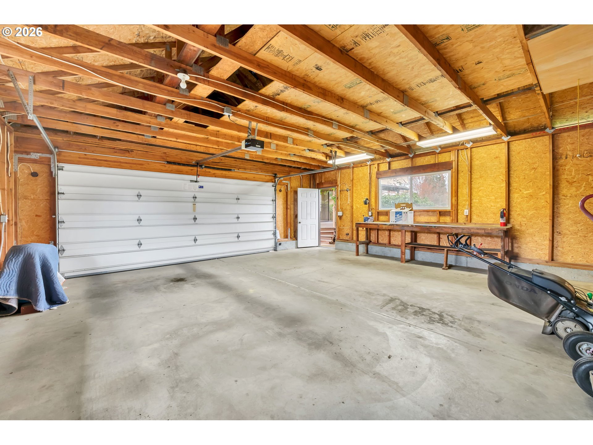 1521 Gilham Road Eugene, OR 97401 - Photo 27 of 37