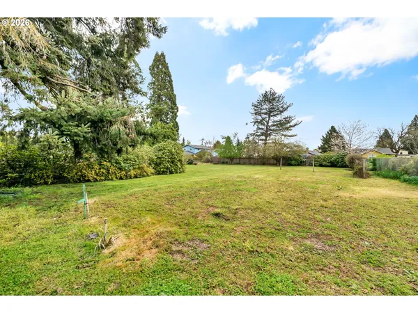 $485,000 | 1521 Gilham Road, Eugene, OR 97401