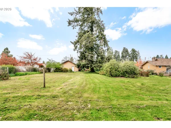$485,000 | 1521 Gilham Road, Eugene, OR 97401