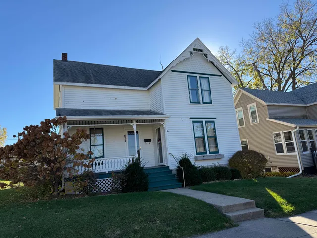 $49,900 | 621 East Garden Street, Freeport, IL 61032