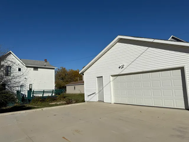 $49,900 | 621 East Garden Street, Freeport, IL 61032