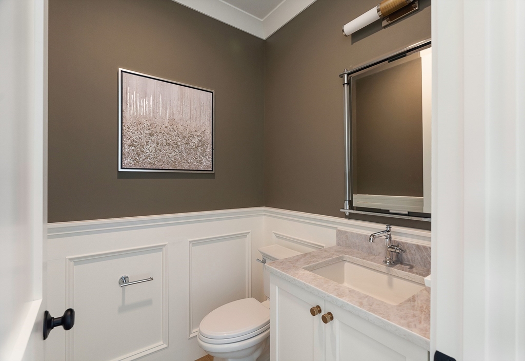 237 California Street, Unit 237 Newton, MA 02458 - Photo 19 of 37