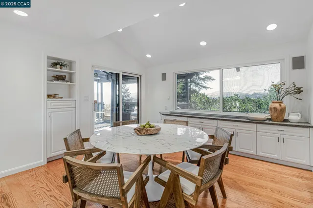 $2,495,000 | 1960 Joseph Drive, Moraga, CA 94556