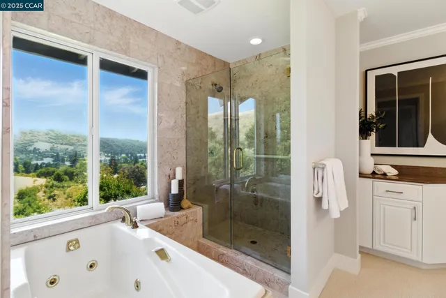 $2,495,000 | 1960 Joseph Drive, Moraga, CA 94556