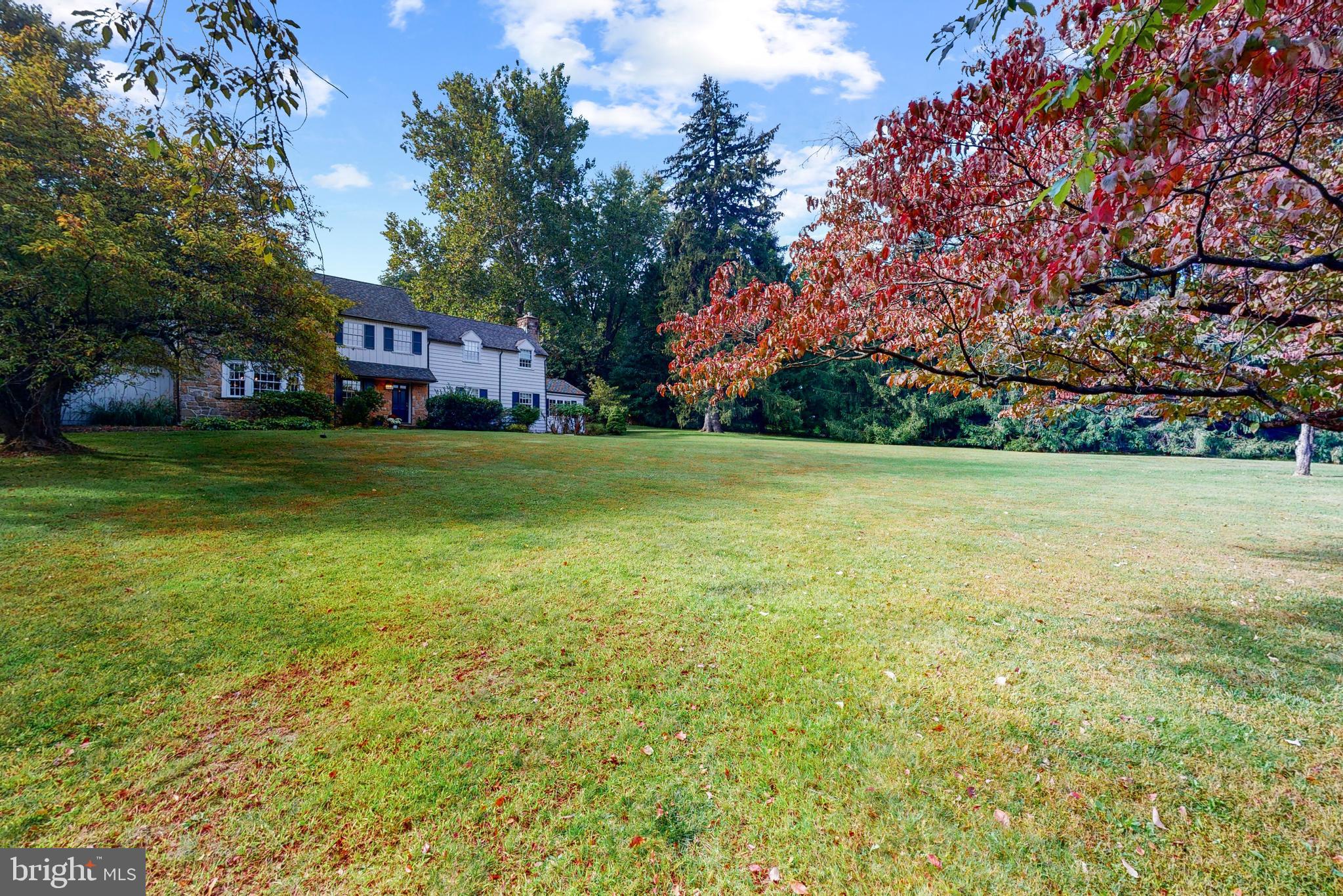 1123 Pugh Road Wayne, PA 19087 - Photo 3 of 43