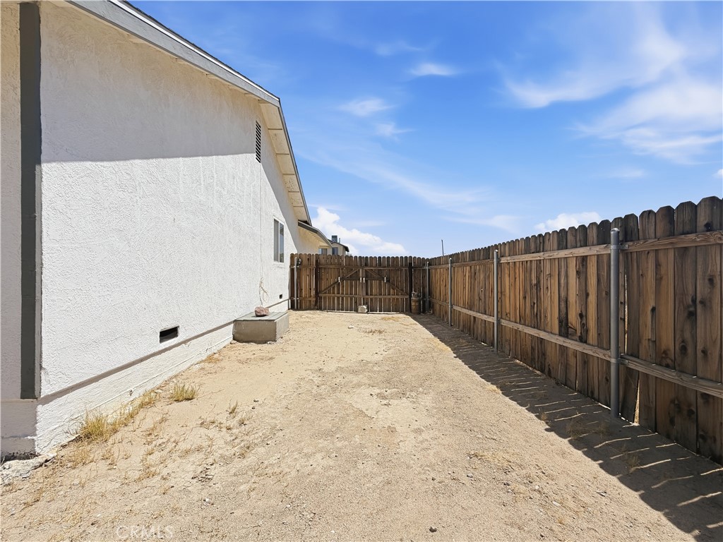 13129 Clement Edwards, CA 93523 - Photo 36 of 41 Gallery Image 36