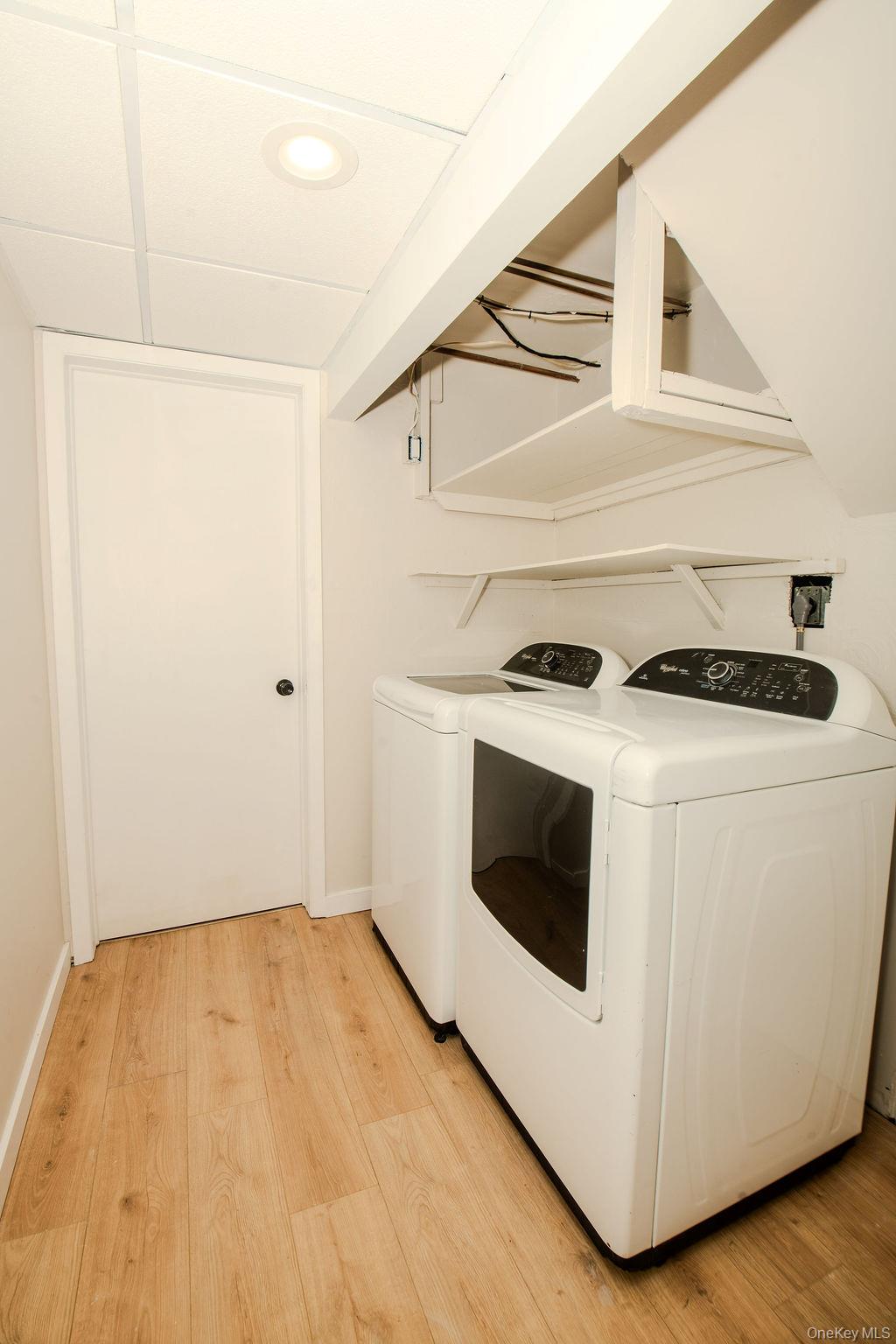 15 East Clearwater Road Lindenhurst, NY 11757 - Photo 17 of 25 a utility room with dryer and washer