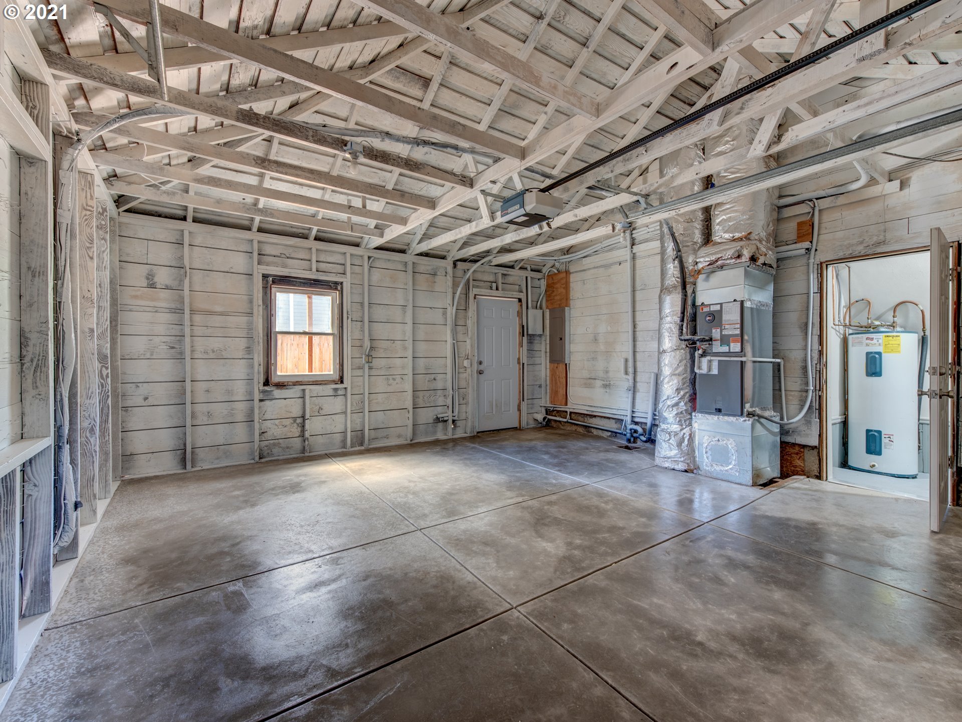 710 East 37th Avenue Eugene, OR 97405 - Photo 23 of 29