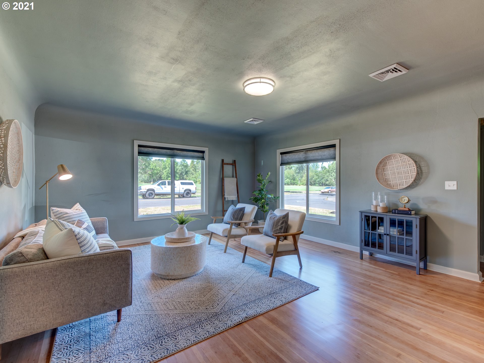 710 East 37th Avenue Eugene, OR 97405 - Photo 4 of 29