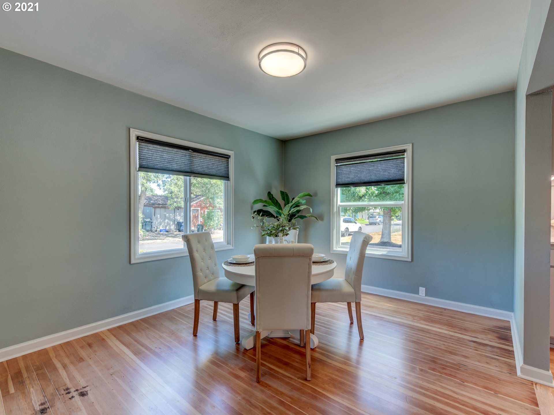 710 East 37th Avenue Eugene, OR 97405 - Photo 5 of 29