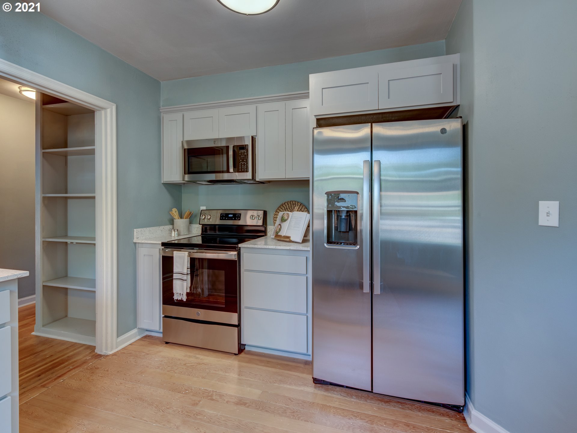 710 East 37th Avenue Eugene, OR 97405 - Photo 9 of 29