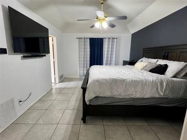 $319,000 | 5920 Hilltop Drive, Watauga, TX 76148