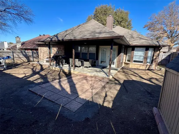 $319,000 | 5920 Hilltop Drive, Watauga, TX 76148