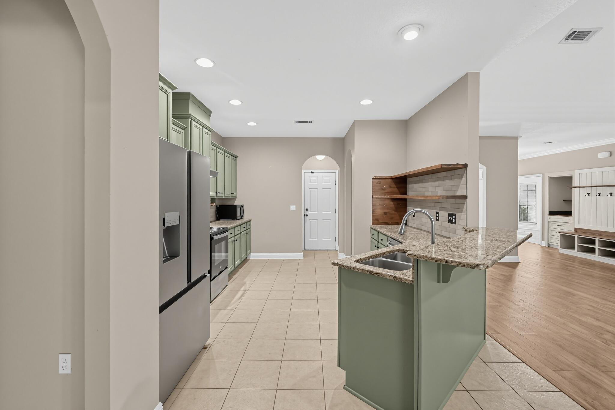 639 Red Fern Road Crestview, FL 32536 - Photo 14 of 52 Kitchen