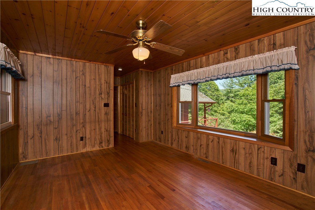 355 Paris Road Boone, NC 28607 - Photo 13 of 24 Gallery Image 13