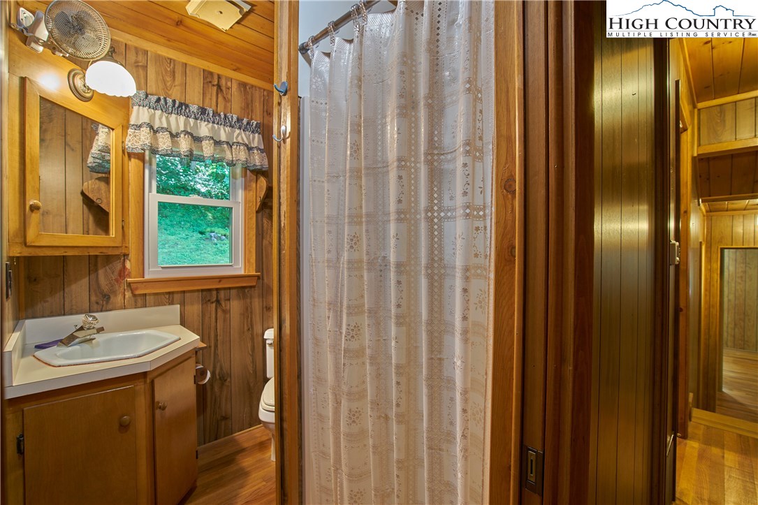 355 Paris Road Boone, NC 28607 - Photo 14 of 24 Gallery Image 14