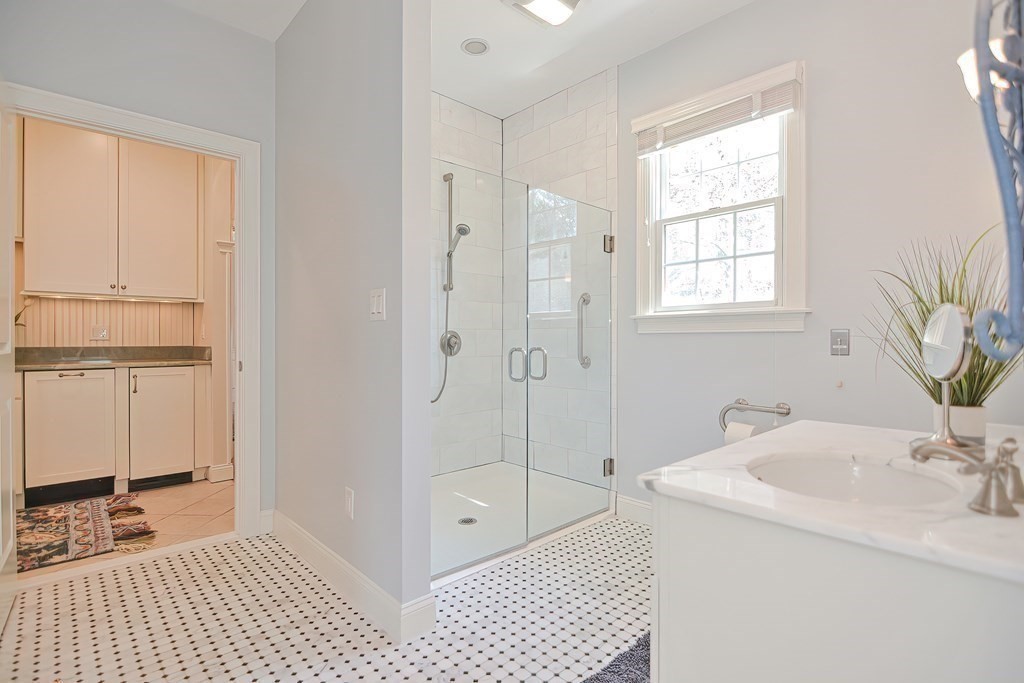 34 Russell Road Needham, MA 02492 - Photo 20 of 42