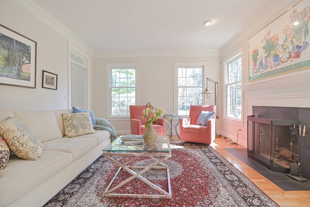 34 Russell Road Needham, MA 02492 - Photo 3 of 42