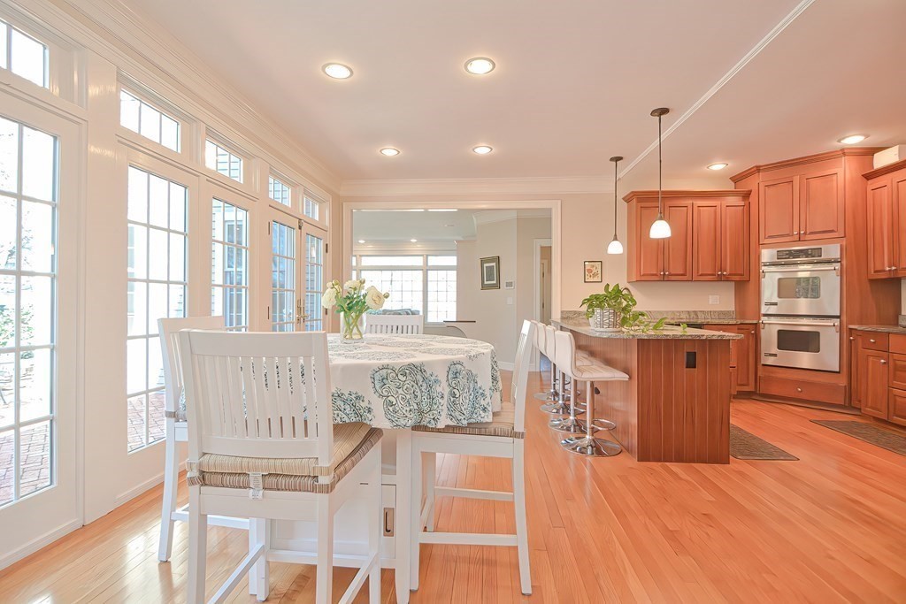 34 Russell Road Needham, MA 02492 - Photo 8 of 42