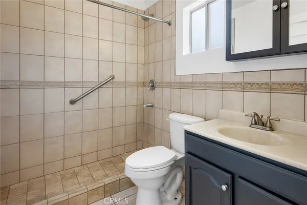 $998,888 | 8446 California Avenue, South Gate, CA 90280