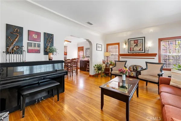 $998,888 | 8446 California Avenue, South Gate, CA 90280