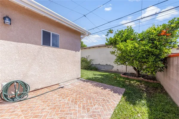 $998,888 | 8446 California Avenue, South Gate, CA 90280
