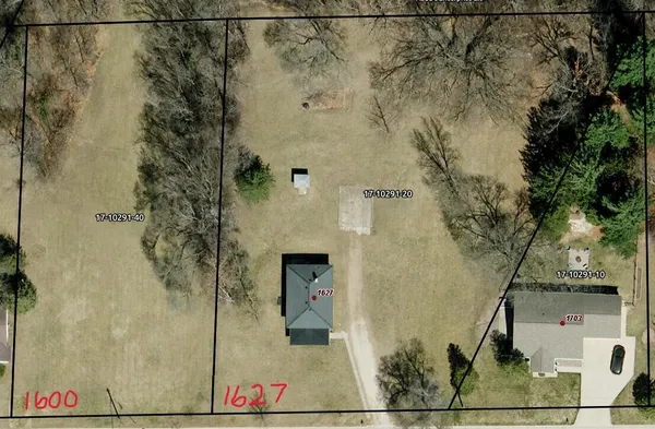 $550,000 | 1627 St Cloud Street, La Crosse, WI 54603