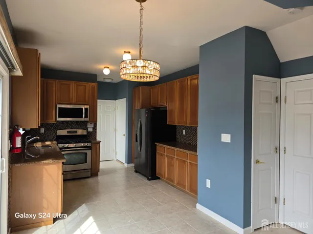 $799,000 | 23 Carnation Road, Monroe Township, NJ 08831