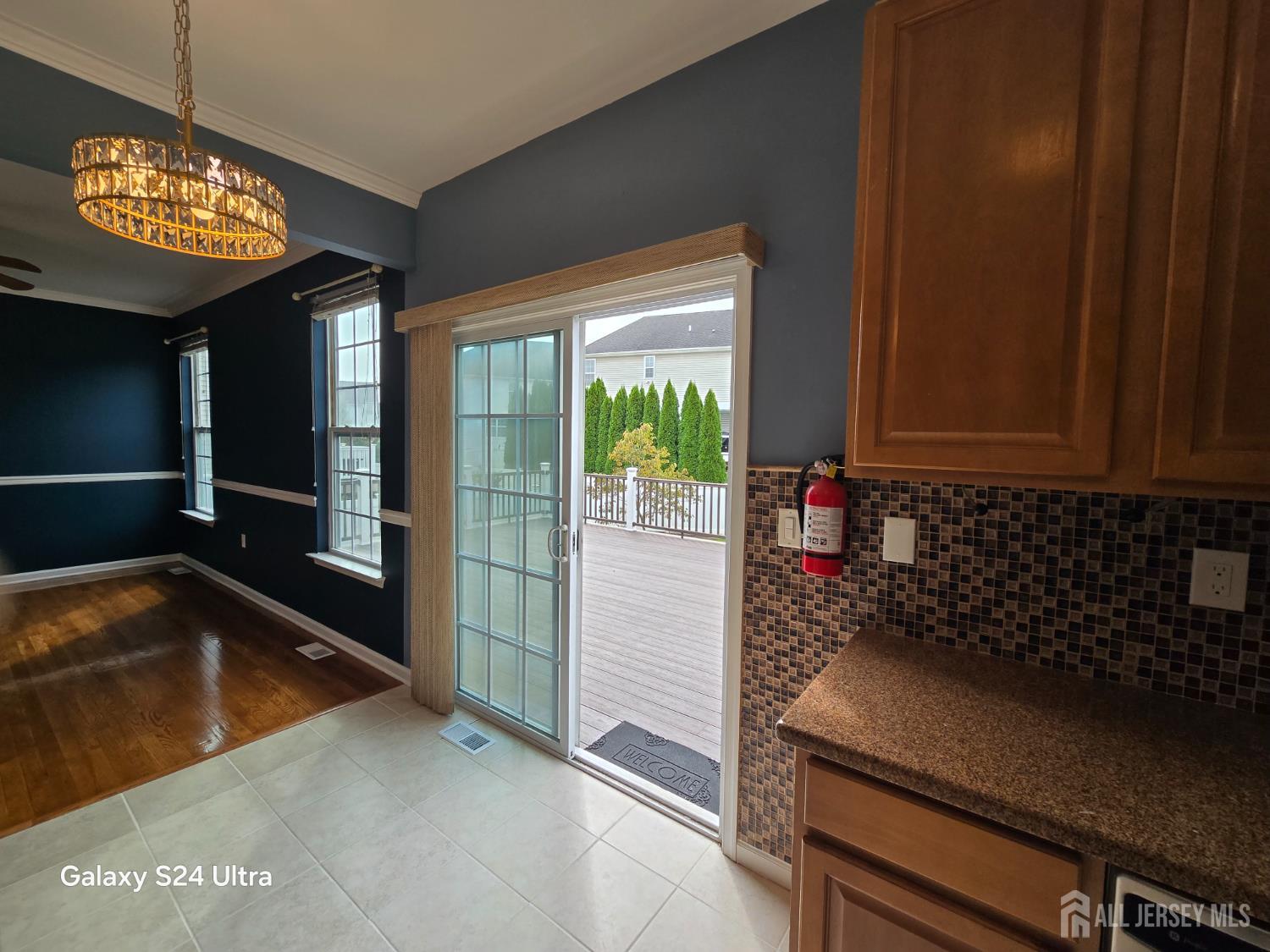 23 Carnation Road Monroe Township, NJ 08831 - Photo 8 of 31