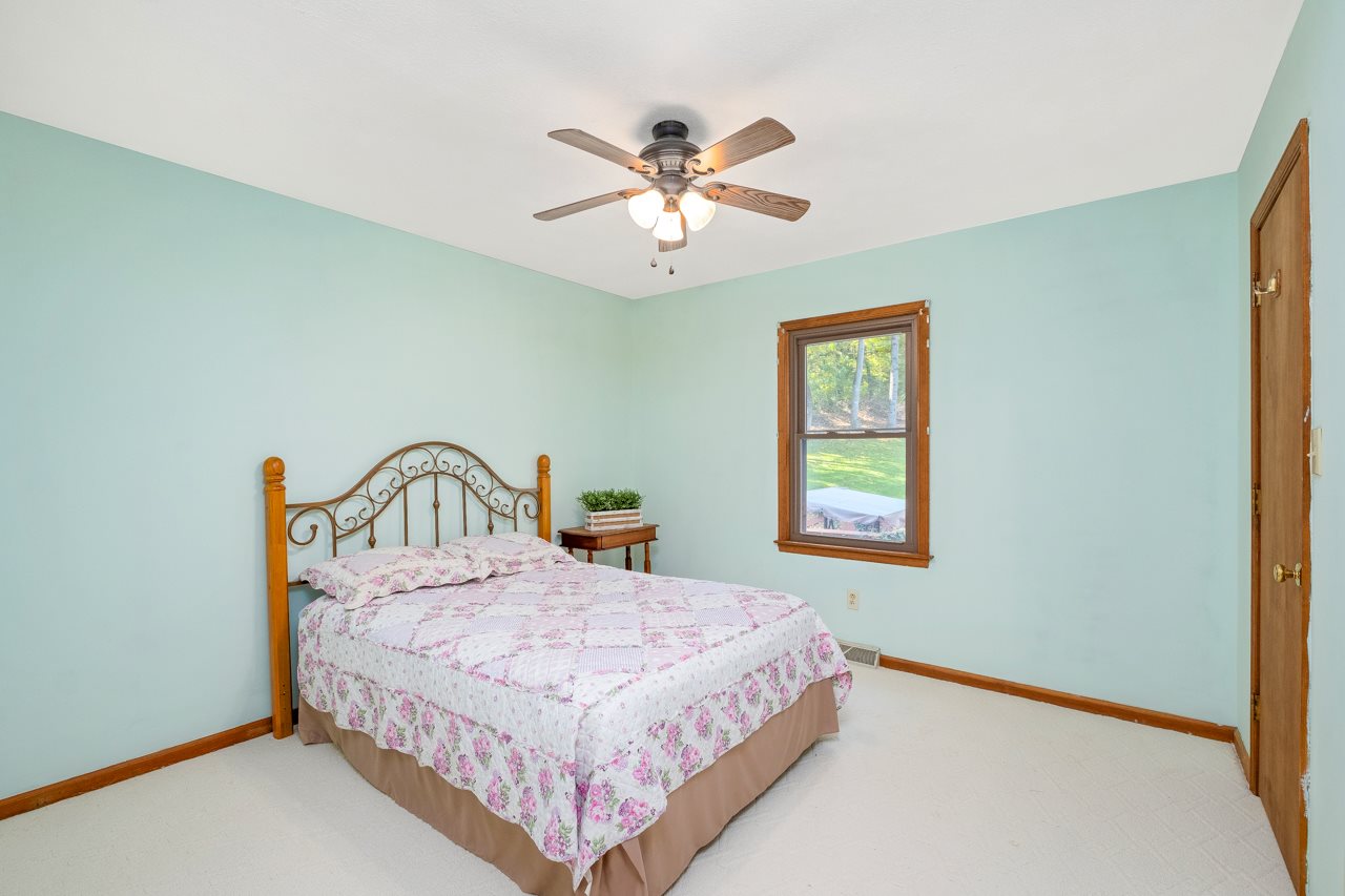 1239 Jerusalem Chapel Road Churchville, VA 24421 - Photo 31 of 47 Gallery Image 31