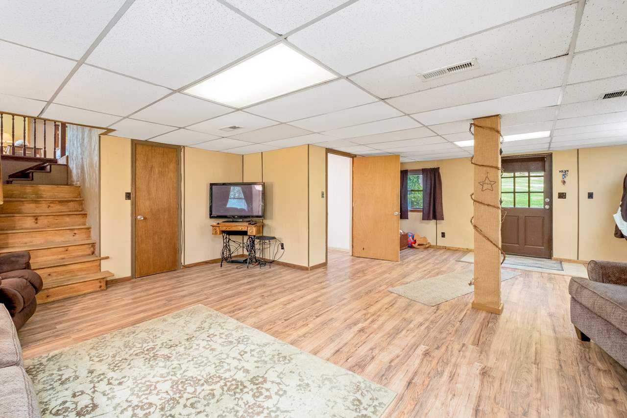 1239 Jerusalem Chapel Road Churchville, VA 24421 - Photo 34 of 47 Gallery Image 34